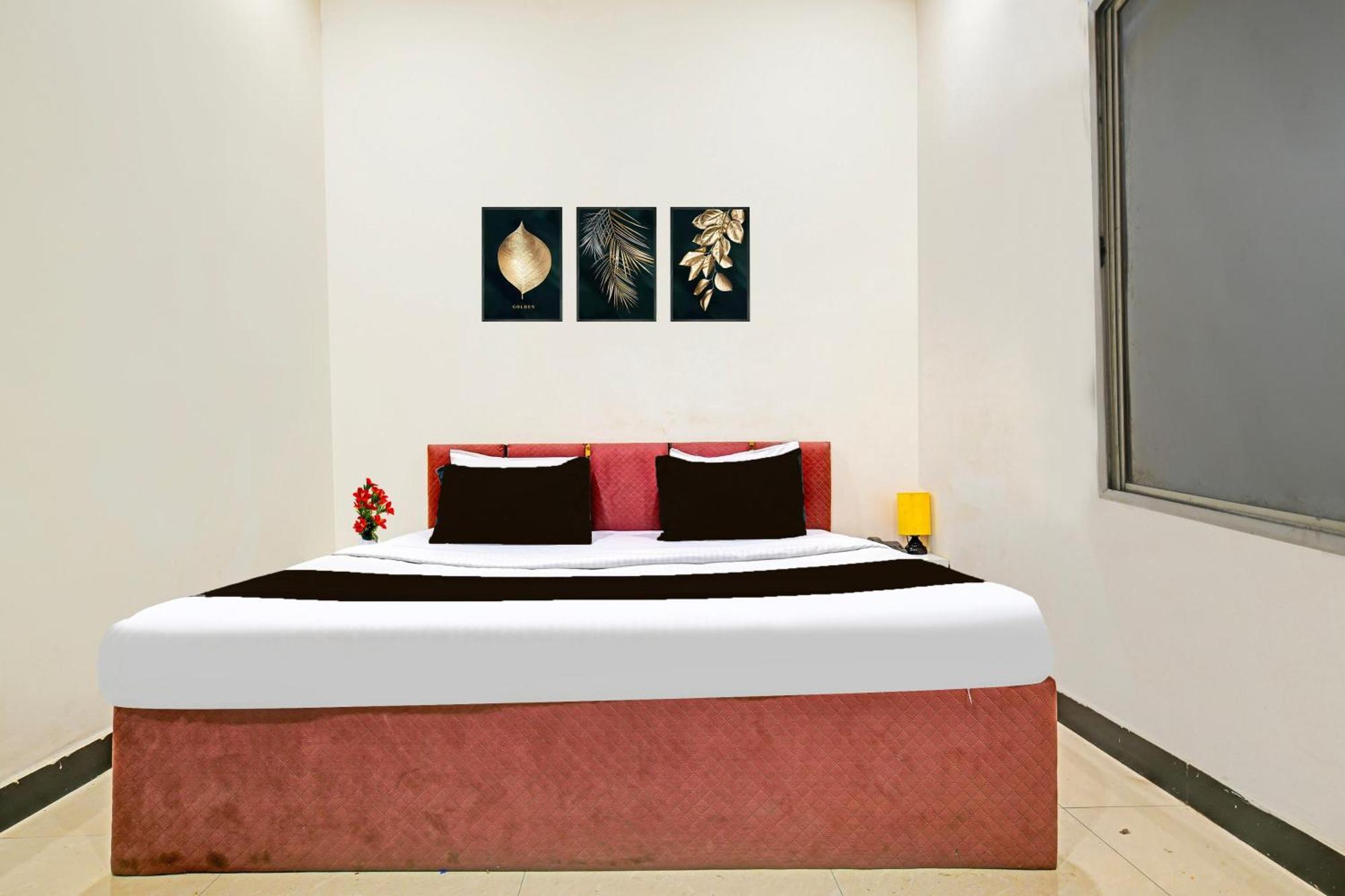 Super Hotel O Hanuman Naka Ujjain Formerly Krishna Palace Zewnętrze zdjęcie